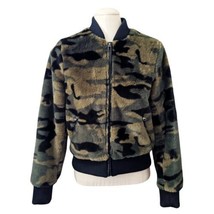 PEYTON JENSEN Evereve Green Camouflage Faux Fur Fuzzy Sherpa Bomber Jack... - $39.59