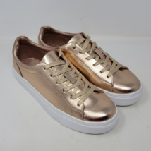 Madden Girl Womens Sneakers Sz 7 M Kitten Lace Up Golden Round Toe Shoes - £25.62 GBP