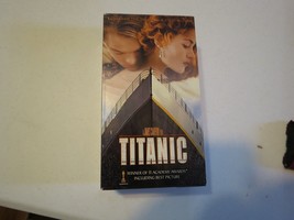 Titanic Leonardo DiCaprio Kate Winslet A james Cameron Film VHS 2 Tape set - £5.46 GBP