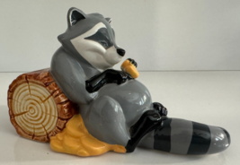 Enesco Walt Disney Pocahontas Raccoon Meeko Ceramic Figurine Porcelain - £15.85 GBP