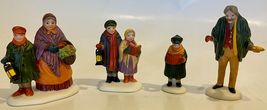 Dept 56 Dickens #55700 CAROLLERS ON THE DOORSTEP Accessory Set ~ Retired... - £11.80 GBP