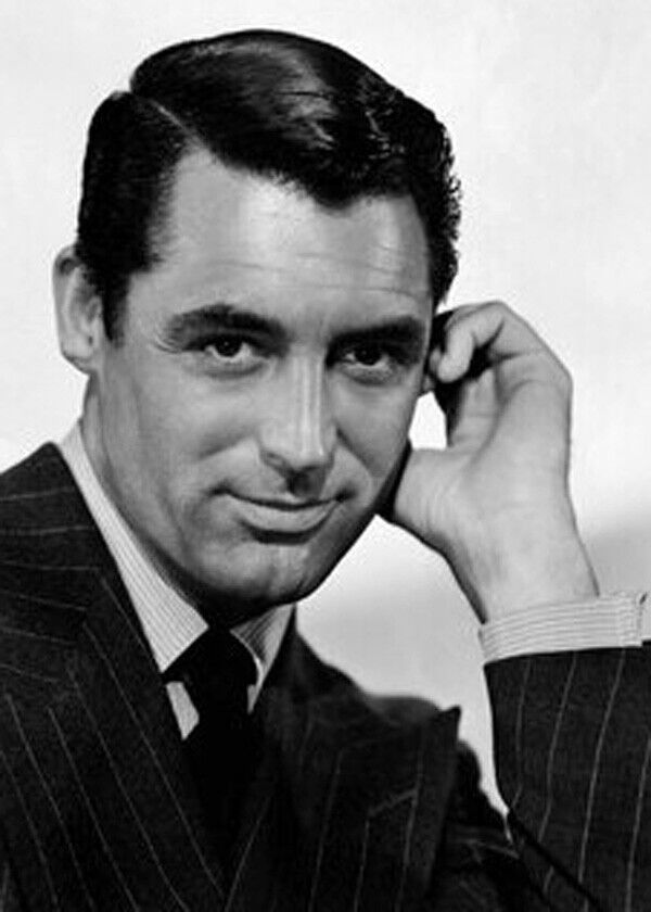Cary Grant classic suave Hollywood portrait circa 1930&#39;s 5x7 inch photo - $5.75