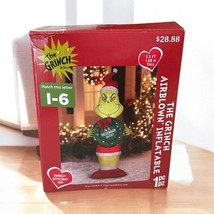 Gemmy 5.5&#39; THE GRINCH HOLDING CHRISTMAS WREATH Airblown Inflatable 2021 - $28.30
