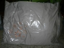 Barbara Barry &quot;Bali Hai Floral&quot; Cantaloupe Toss Pillow Oblong 16&quot;x12&quot; Nwt - £43.01 GBP