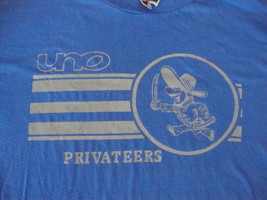 Vintage NCAA UNO New Orleans Privateers 1983 RARE 80's T shirt Adult size L - $49.44