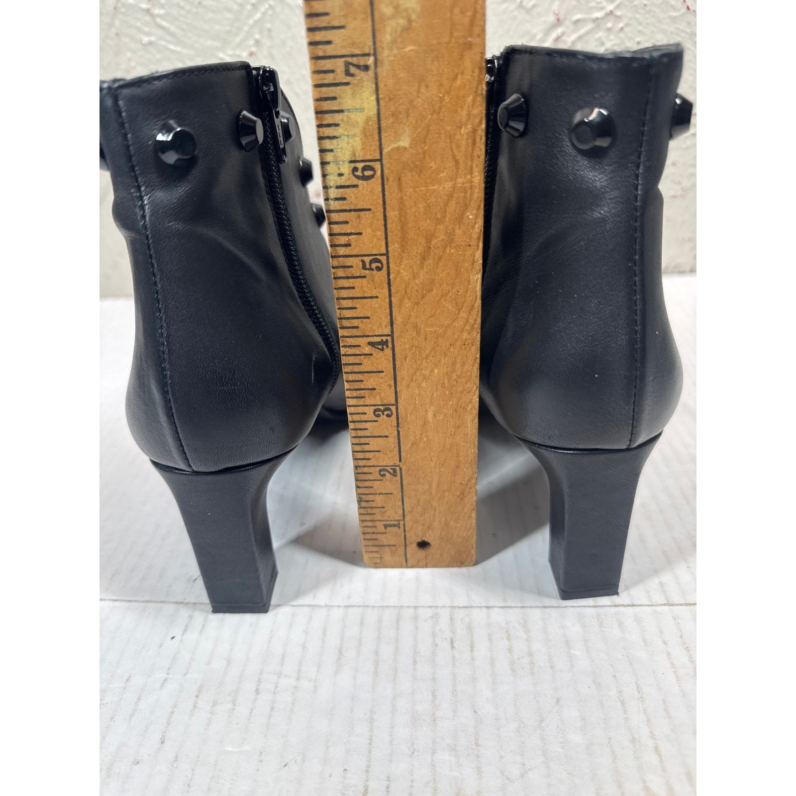 Javiera Leather Ankle Boots Made in Spain Black Ankle Zip Pointed Toe Size 8.5 Item image 6
