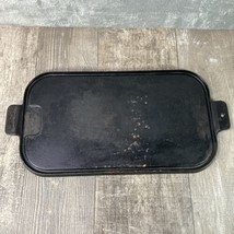 Vintage 17&quot; x 9.5&quot;  Cast Iron rectangular Griddle with Grease Groove As Is - $33.24