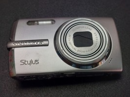 Olympus Stylus 1010 10.1MP Digital Camera Silver Untested Free Shipping - $13.10