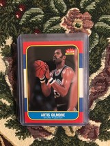 Artis Gilmore 1986 Fleer Basketball Card   (0913) - £9.43 GBP