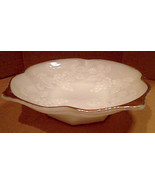 Lovely Vintage Corning Anchor Hocking Gilded White Milk Glass Grapes Bow... - $20.00