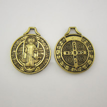 100pcs of Gold Tone Round Saint Benedict Jubilee Crucifix Medal Pendant - £21.51 GBP