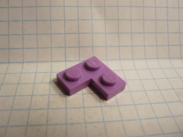 Lego Part #2420: Medium Lavender- 2x2 Corner Plate - $0.10