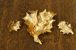 Vintage Costume Jewelry Brooch Pin Clip Earring Set Oak Leaf Gold Tone Metal - £19.66 GBP