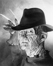 Robert Englund A Nightmare On Elm Street 16x20 Canvas Giclee Freddy Krueger - £55.93 GBP