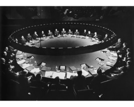 Dr. Strangelove 16x20 Canvas Giclee War Room Big Board Classic Stanley Kubrick - £55.94 GBP