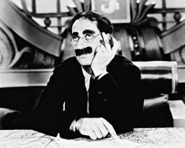 Groucho Marx Brothers B&amp;W 16x20 Canvas Giclee - £55.77 GBP