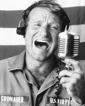 Robin Williams In Good Morning, Vietnam 16x20 Canvas Giclee - £55.94 GBP