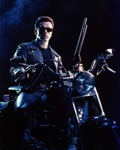 Arnold Schwarzenegger Terminator 2: Judgment Day 16x20 Canvas Motorbike Shotgun - £55.15 GBP