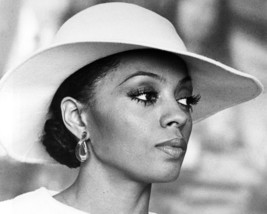 Diana Ross Mahogany 16x20 Canvas Giclee Fashion Image In Hat - $69.99