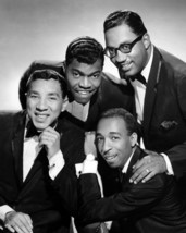 Smokey Robinson &amp; The Miracles In Tuxedo Cool 1960&#39;S 16x20 Canvas Giclee - £54.98 GBP