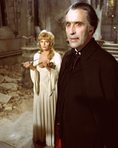 Dracula A.D. 1972 Christopher Lee Stephanie Beacham Color 16x20 Canvas G... - £55.04 GBP