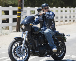 Sons Of Anarchy Charlie Hunnam 16x20 Canvas Giclee On Motorbike - $69.99