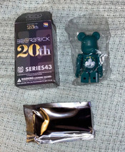 Bearbrick 100% Series 43 Flag - Macau - Brand New W Card &amp; Box - £19.09 GBP