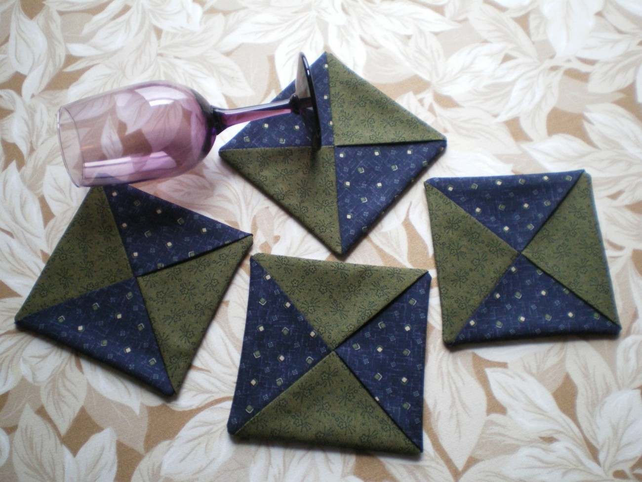 FABRIC COASTER PATTERN - PDF FORMAT -088A
