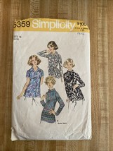 Vintage Simplicity 1972, Pattern, #5359, Misses Blouses, Size 16, Partia... - $74.28 MXN