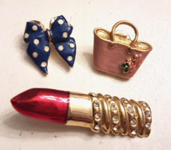 Beauty Brooch LOT Blue polka Dot Bow VTG Avon Pink Purse Rhinestone Lipstick Pin - $19.74
