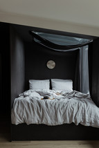Linen Bedding Set in Light Grey (1 Duvet Cover + 2 Pillowcases) - £139.39 GBP+