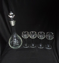 Crystal Clear Romania Handblown Decanter &amp; 4 Cordial Glasses Etched Clip... - $64.35