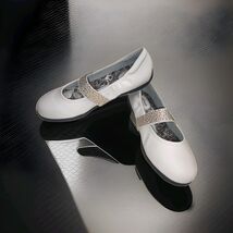 NEW SOFTWALK High Point White Leather Mary Jane Flats  Sz. 10.5 W - $32.66