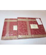 2 Tommy Hilfiger the Hedges Jacquard Crest Collection standard shams NEW - $1,584.01 MXN