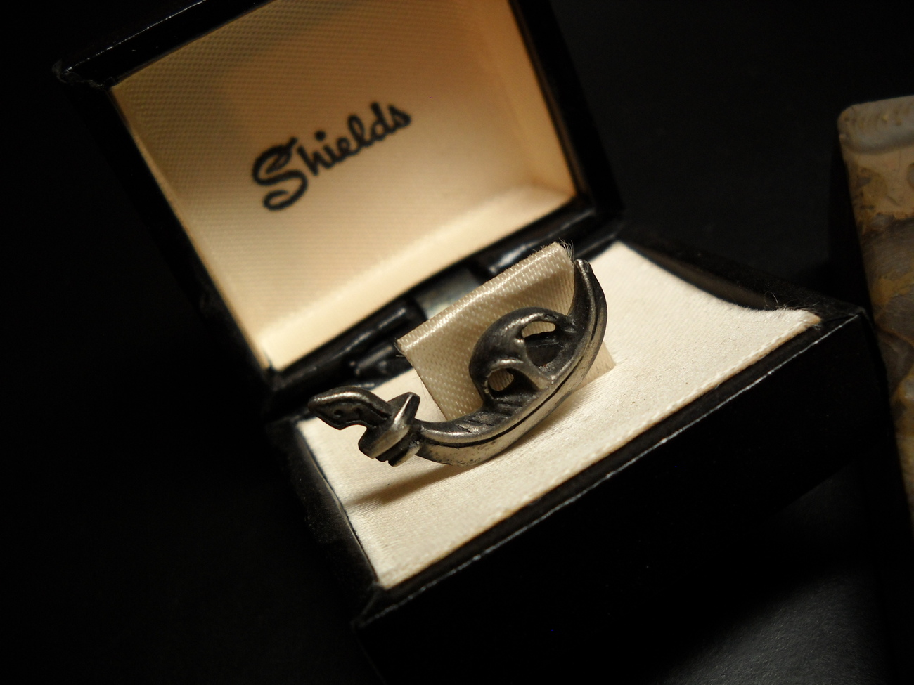 Shields Tie Tack Pewter Colored Gondola Boat Original Shields Presentation Box - $8.99