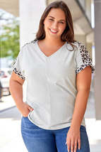 White Plus Leopard Splicing V Neck Short Sleeve Top - £12.04 GBP