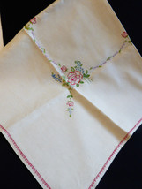 VTG Linen Embroidery Decor Accent Dining Table Cloth 52x48 flowers - £38.87 GBP