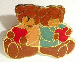 Vintage Enesco Enamel Pin Lucy Rigg Teddy Bears Holding Hearts 1985  - £10.98 GBP