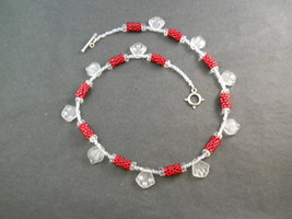 Red Beaded Bead Necklace With Frosted White Dangling Beads - £63.94 GBP