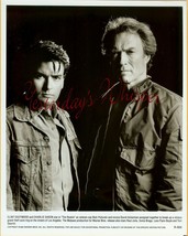 Clint EASTWOOD Charlie SHEEN The ROOKIE Org PHOTO G385 - £7.96 GBP