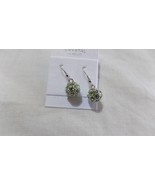 Earrings Ball Peridot 18K gold plated + Swarovski Elements Cristal - $19.74 CAD