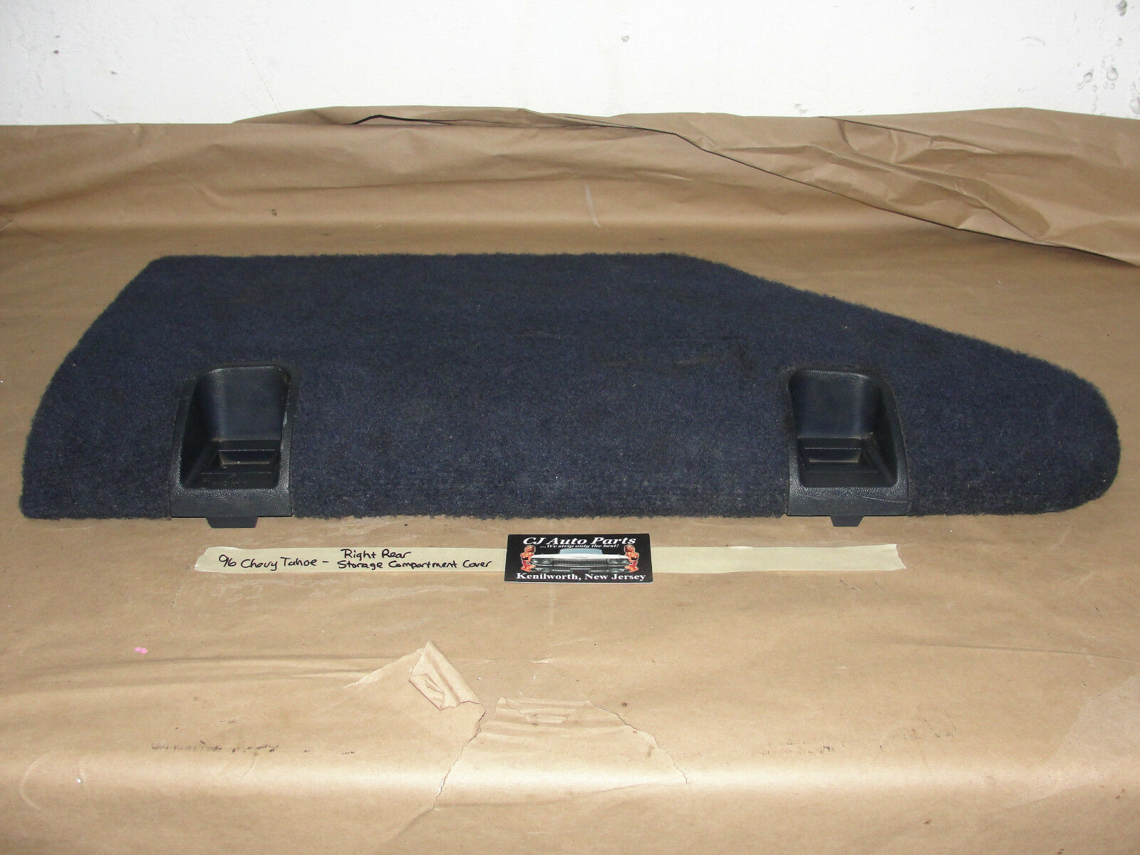 OEM 96 1996 Chevy Tahoe 1500 RIGHT REAR CARGO STORAGE COMPARTMENT COVER ... - $39.59
