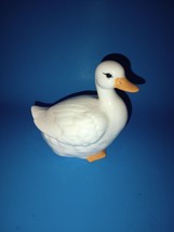 Hand Painted White Ceramic Duck Figurine Statue Vintage Small Chip On Th... - $12.86