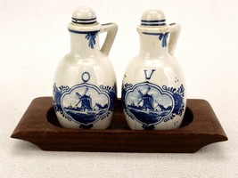 Vintage Delft Blue Porcelain Cruet Set w/Wood Tray, Oil &amp; Vinegar, Cork Stoppers - £23.46 GBP