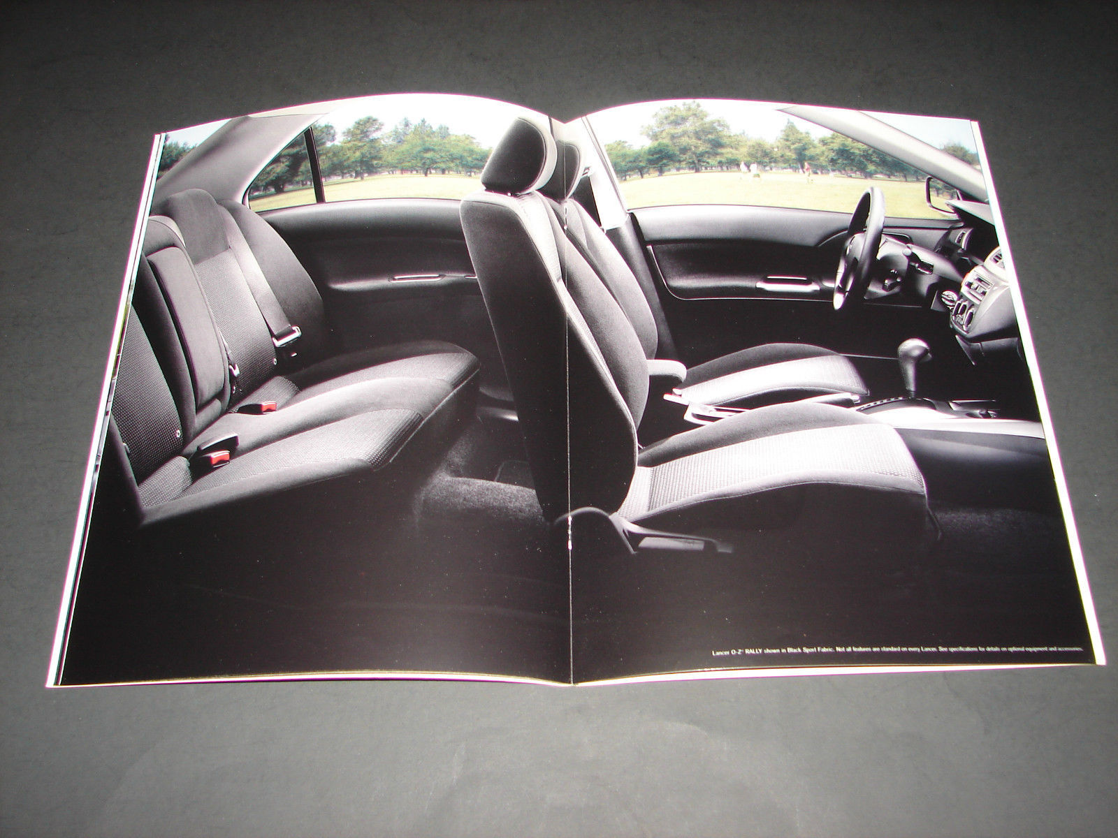 2006 Mitsubishi LANCER Automobile Dealership Brochure car DRIVEN TO THRILL Triad Item image 7