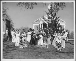 Wheaton College, Norton MA, May 5, 1945 Alumni Pageant Event Photo #3 - £15.76 GBP