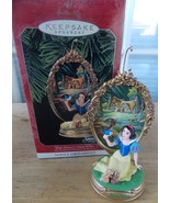 1998 Disney/Hallmark Snow White Enchanted Memories Collection Ornament - £21.96 GBP