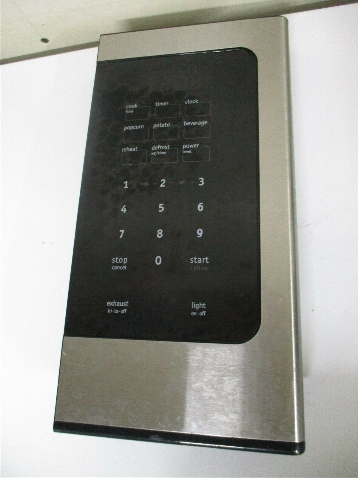 FRIGIDAIRE MICROWAVE CONTROL PANEL SCRATCHES # 5304499542 5304477390 MD12001LB - $255.00