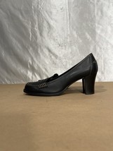 Michelle D Pump Heel Women&#39;s 7.5M Black Leather Block Shoes Comfort Loafers - $25.00
