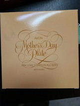 Avon Mothers day plate 1984 Love Comes in all Sizes Vintage NEW in BOX - £3.73 GBP
